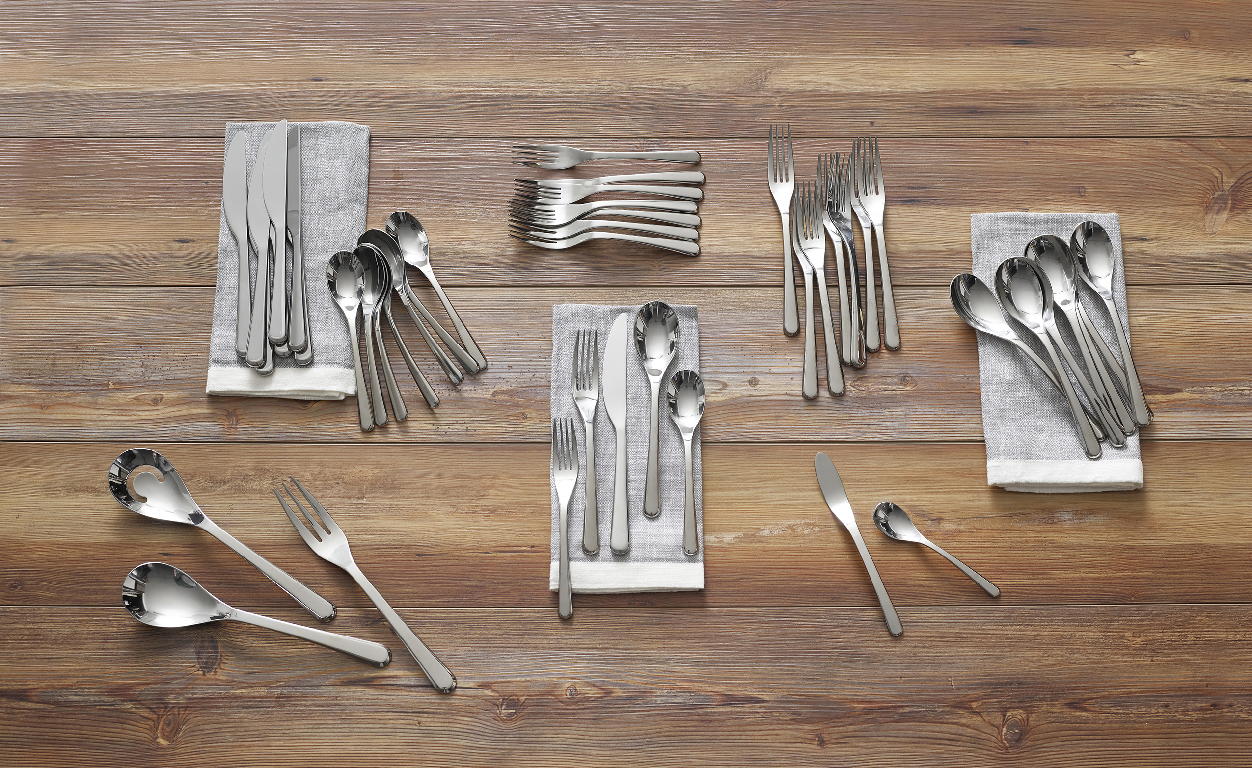 Aura 45-Piece Flatware Set image number null