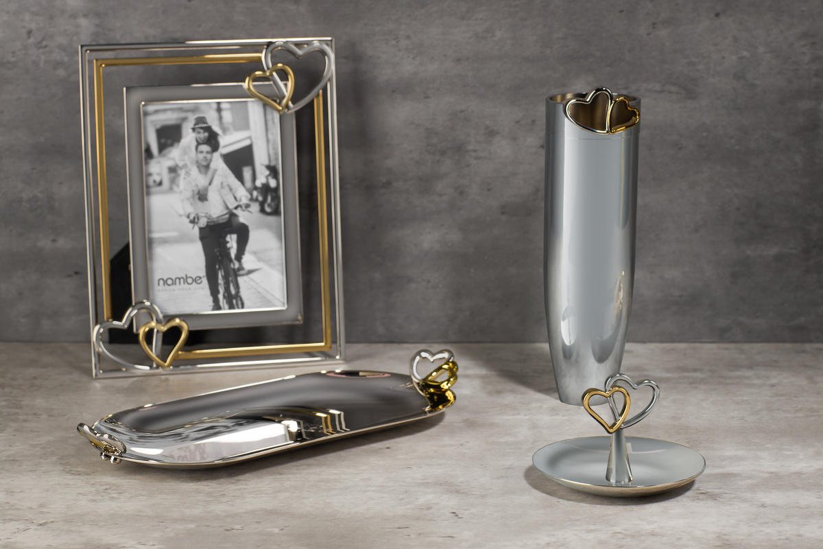 Amore Jewelry Holder image number null