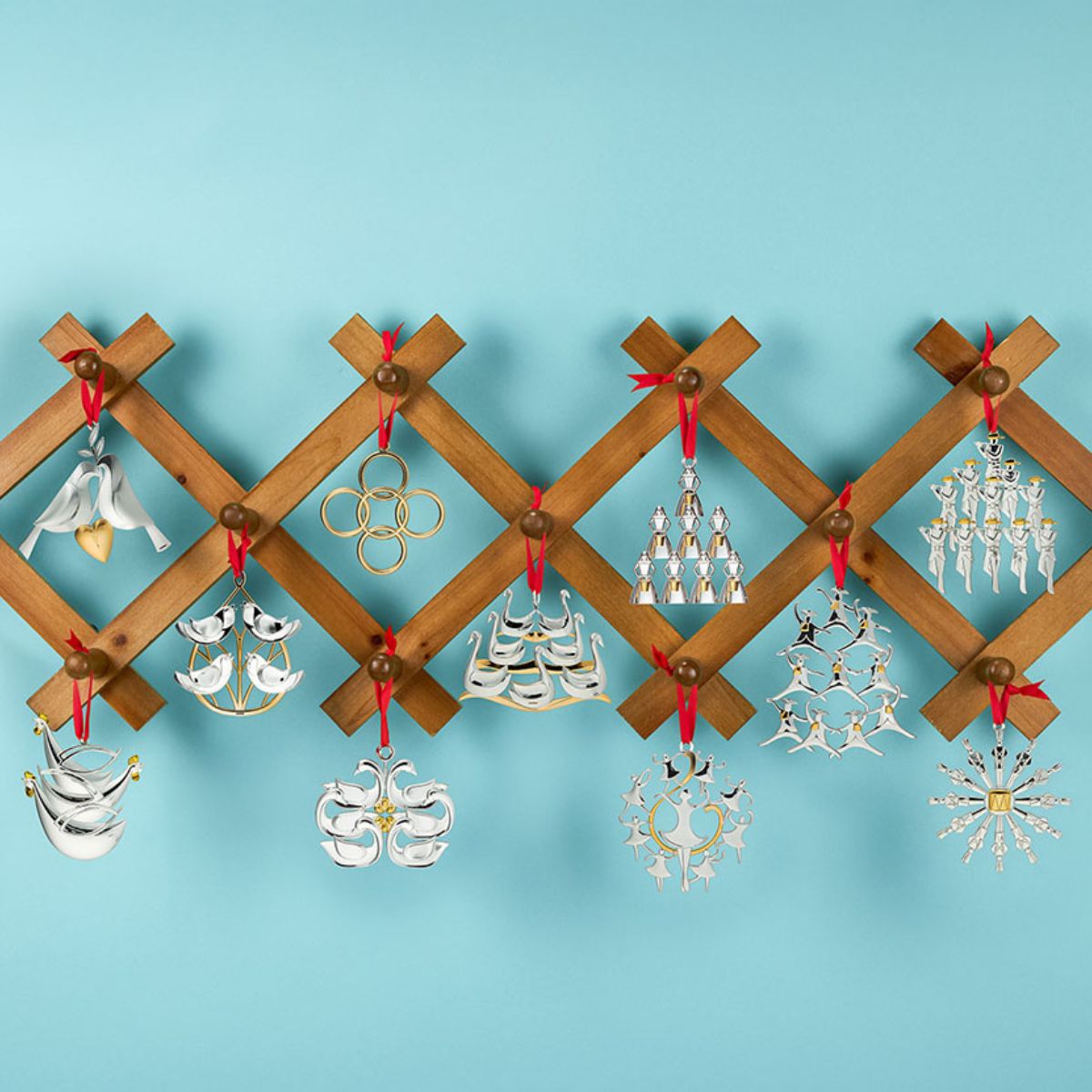 12 Days of Christmas Ornaments Set image number null