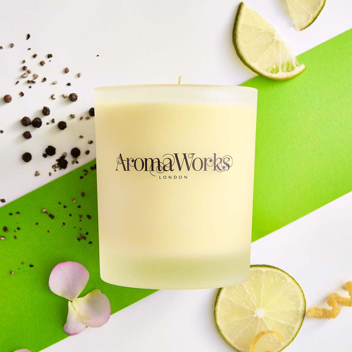 Signature Single Wick Candle - Inspire image number null