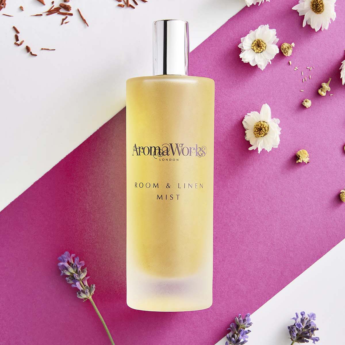 Signature Room and Linen Mist - Nurture image number null