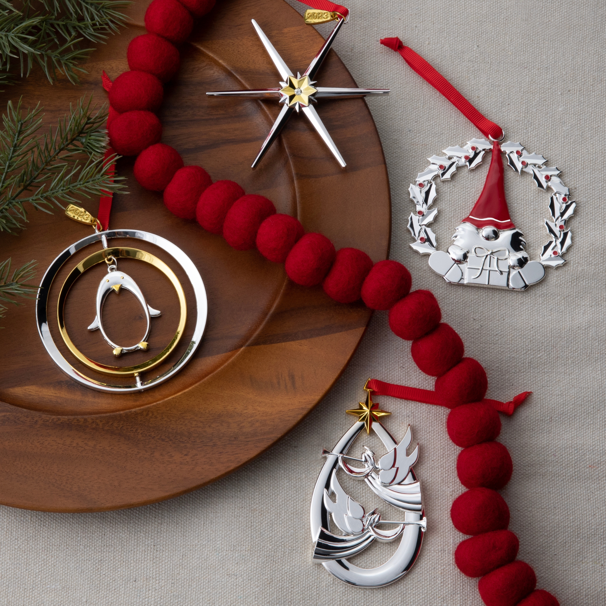 Gnome Wreath Ornament image number null