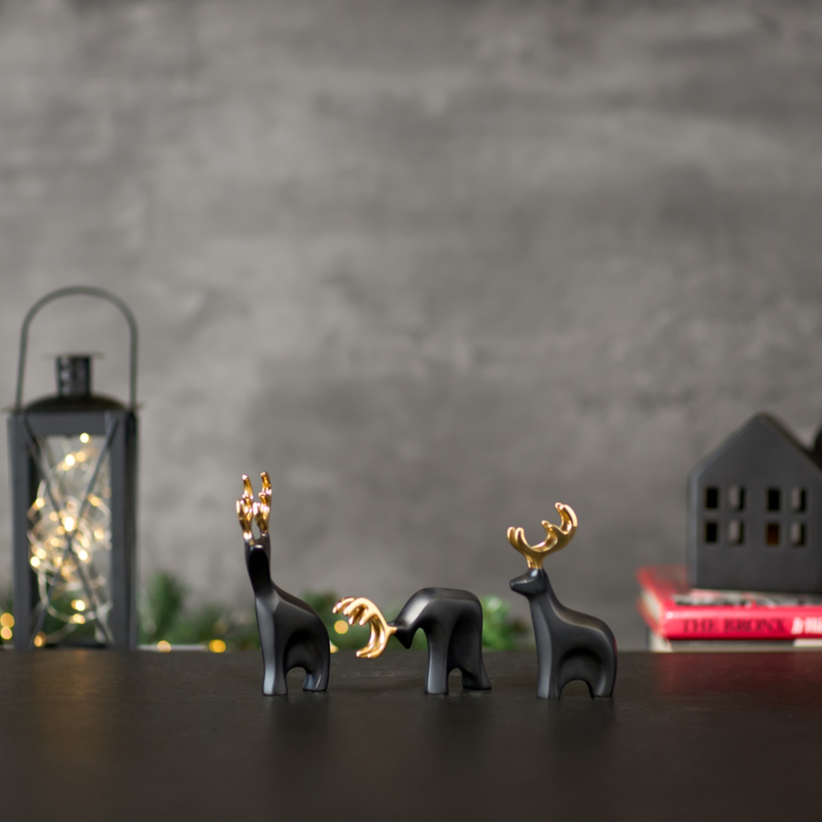 Miniature Prancer Reindeer Set image number null